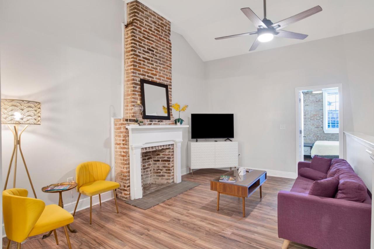 Appartamento Stars On State In The Heart Of Downtown Historic District Mobile Esterno foto